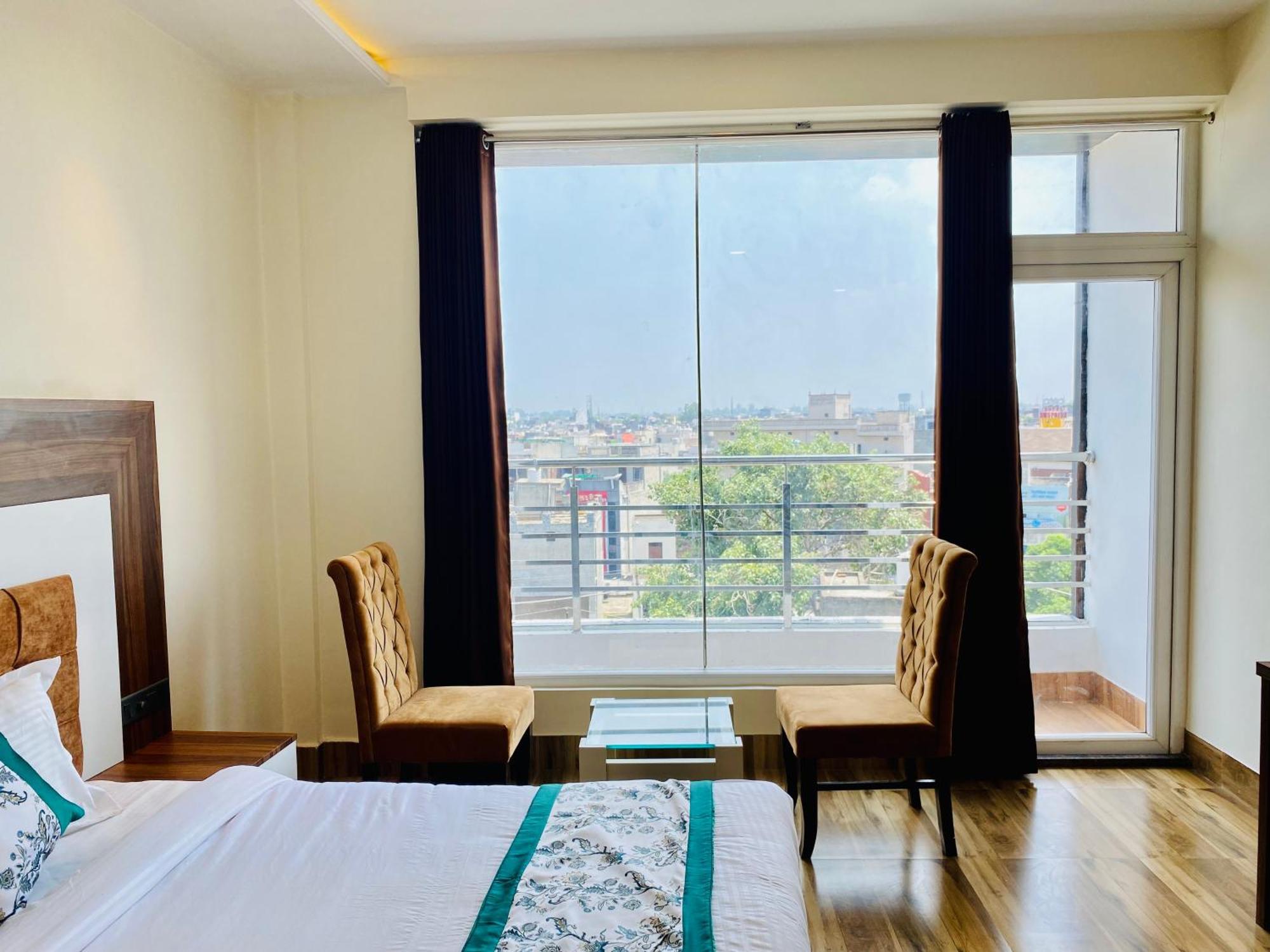 Hotel White House Walking Distance From Golden Temple- With Parking Amritsar Dış mekan fotoğraf